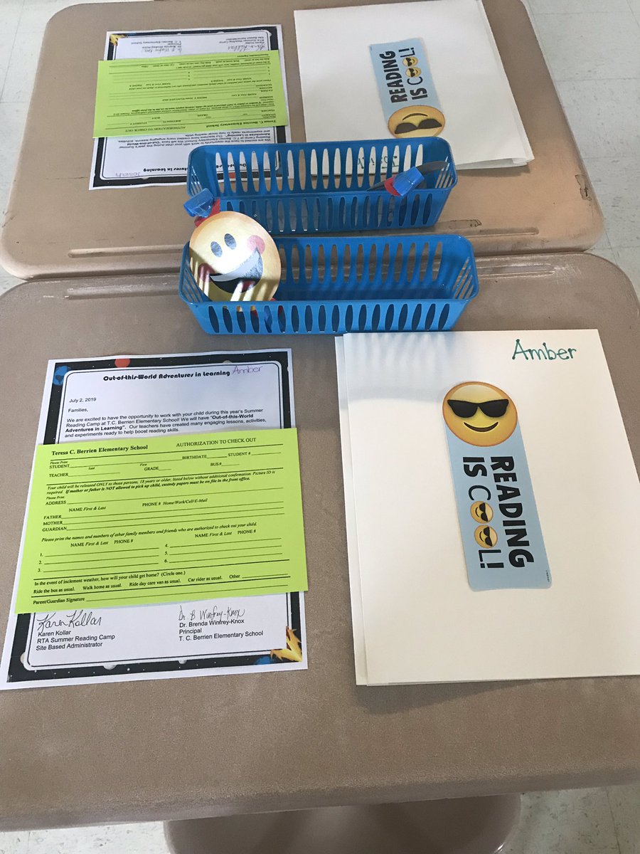 qspencer1085's tweet image. An adventure awaits!📚🥳
#2019CCSRtacamp #litnccs #readingcamp @CCSElemEd @EboniMassey @jenlloyd16 @angelenaowens07 @TCBerrien @mellottahill1