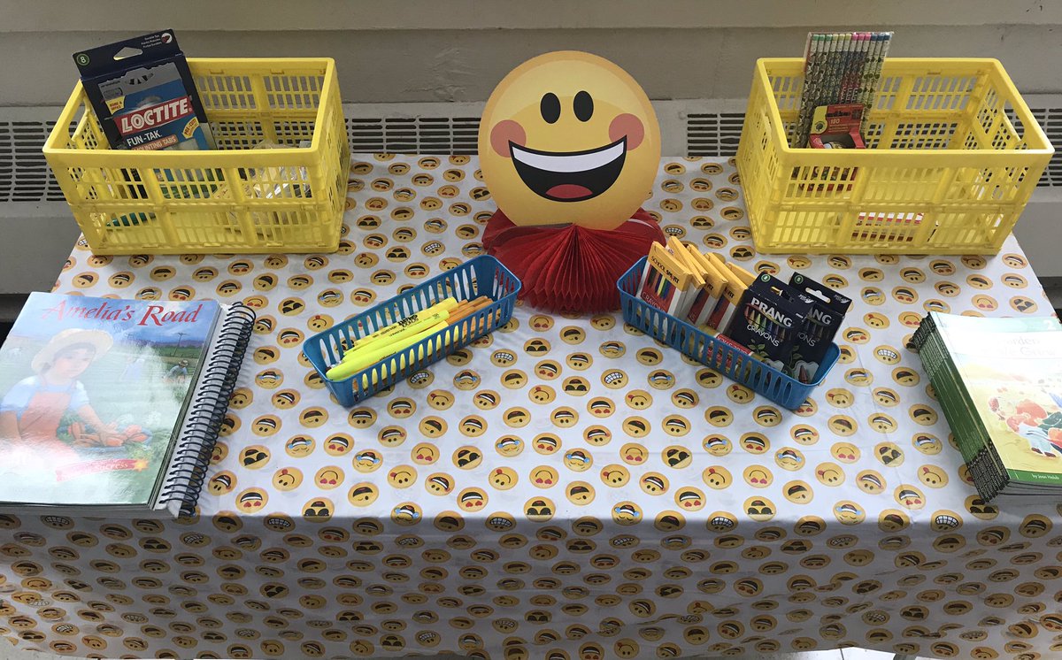 qspencer1085's tweet image. An adventure awaits!📚🥳
#2019CCSRtacamp #litnccs #readingcamp @CCSElemEd @EboniMassey @jenlloyd16 @angelenaowens07 @TCBerrien @mellottahill1