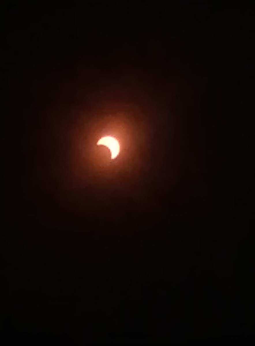 escorpiona66's tweet image. Mi eclipse 🙂

#EclipseChile 
#EclipseSolar2019