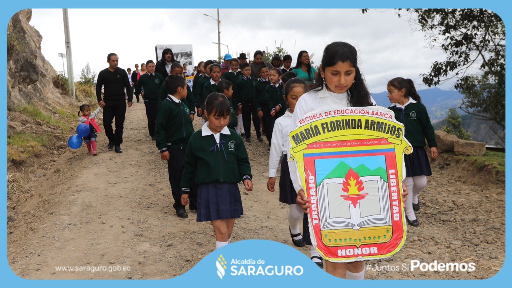 San Antonio de Cumbe, pueblo luchador y de gente trabajadora, cumplió 75 años de parroquialización. <a href="/AndresMunozEc/">Andrés Muñoz</a>, alcalde de Saraguro, junto a las autoridades, lideró el desfile cívico estudiantil y la Sesión Solemne. #VivaSanAntonio 😉👍🏼
