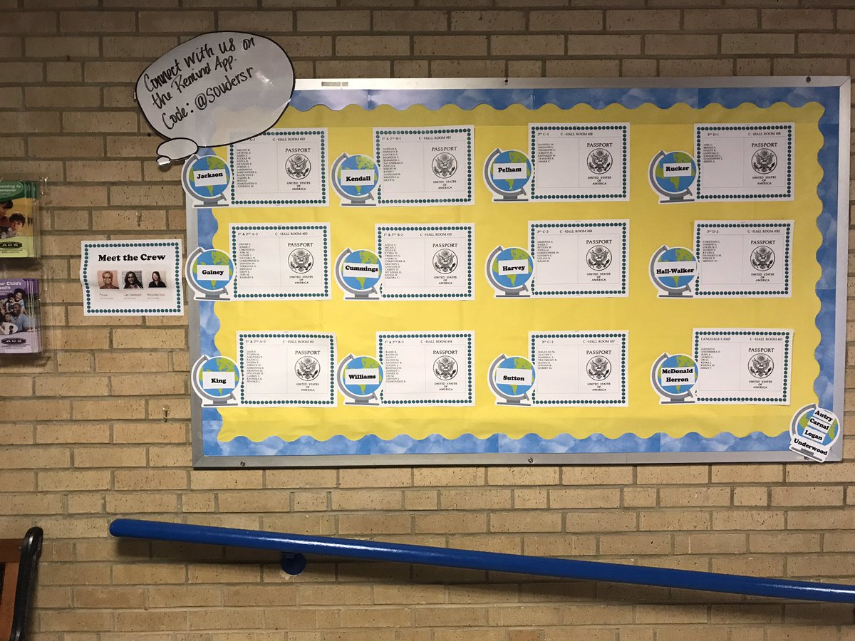 LoriStrange7's tweet image. “We’re Going Places!” at @LucileSouders. Open House was a success. #litnccs #2019CCSrtacamp @CumberlandCoSch @GoldnBlonde @NatalieGodwin @jenlloyd16 @mellottahill1 @katiegreene25