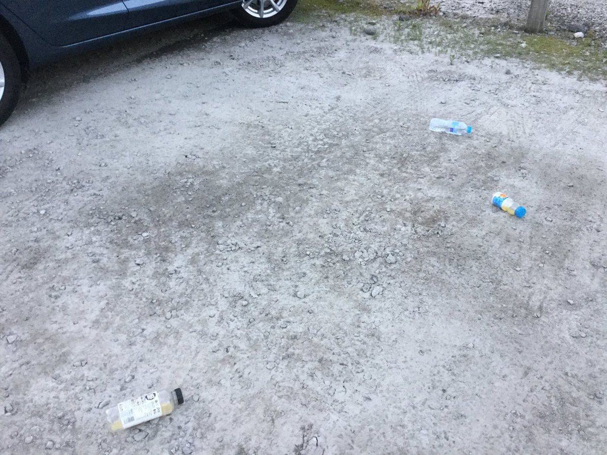 Litterxchange's tweet photo. Another car park, another motorist who didn’t get the memo about recycling (or even not using) #plastic bottles.  #litter https://t.co/5QUv3yf1UD