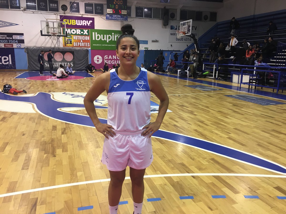 BasquetTotal's tweet photo. #LFBxBT | "ESTÁ CLARO QUE NO SOMOS FAVORITAS"

Nota de @ramos_fede a Florencia Fernández, que brilló en el gran triunfo de Malvín ante Defensor Sporting para mantener el invicto en la Ronda Título. Presentado por @ChampsBasquet 

👉https://t.co/H778TGsK1M https://t.co/5VABtz3Ncc