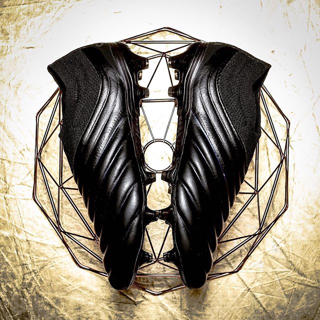 ultrafootballau's tweet image. Copa classic.⁣
⁣
The adidasfootball #DarkScript pack is available NOW! ⚽️⁣⁣⁣
⁣⁣⁣⁣⁣
Ultra Football, Australia’s biggest and best football store.⁣⁣⁣⁣
⁣⁣⁣⁣⁣
#adidasFootball #DareToCreate ⁣⁣ ⁣
#UltraFootball #NotNormal