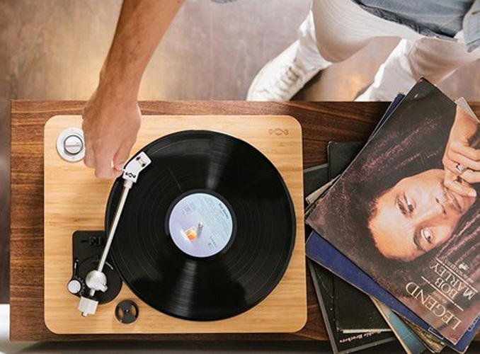 bobmarley's tweet photo. There's still time to win a free @houseofmarley turntable, #Legend35 on premium vinyl, a #BobMarley x @sector9 skateboard and more!! #bobmarley #houseofmarley #sector9
Enter now at https://t.co/xzZ1Pgt7Q0 https://t.co/ojK3mRjCjf