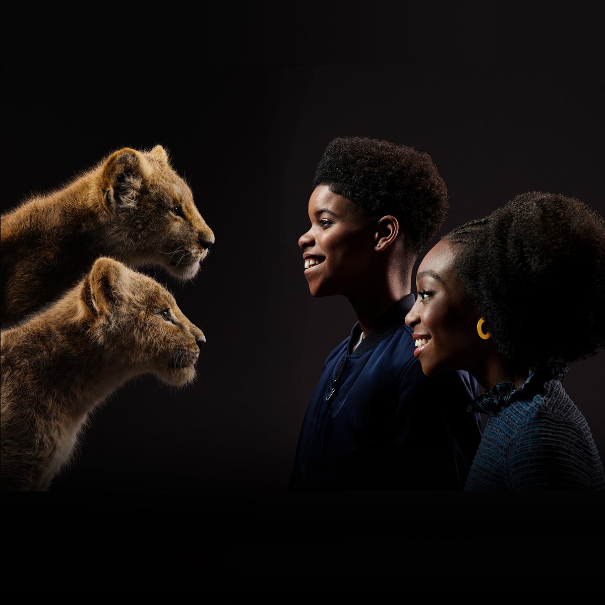 Check out these awesome photos with the cast of The Lion King with