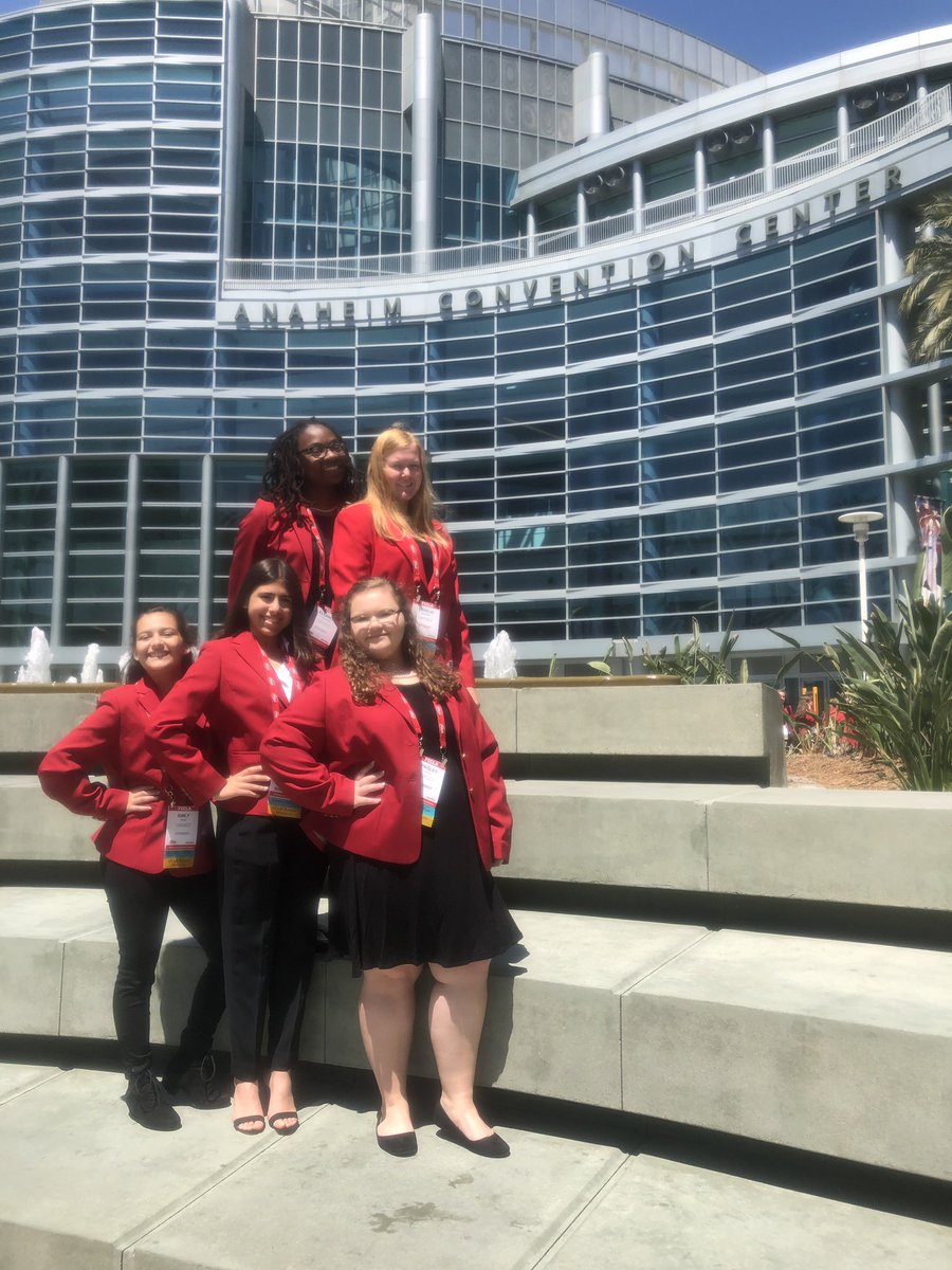 mlthrelkeld's tweet photo. Raider FCCLA is having a ball at #2019NLC in Anaheim, CA! Excited and proud to represent Reagan Raiders because, #wearepfafftown ! @NCFCCLA @NationalFCCLA #RaiderFCCLA @BradRoyal_1 @bynum2009 @APJackson45 https://t.co/ksrToYwhl9