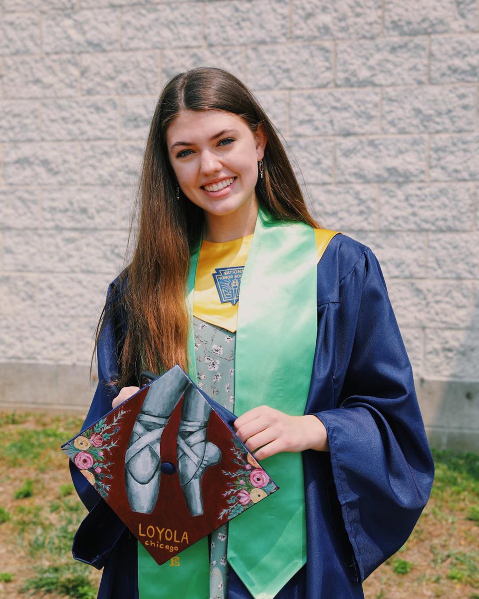 LoyolaChicago's tweet photo. Congratulations to the #LoyolaChicago Class of 2023! Only 55 more days until you are walking on Rambler grounds. 🐾🐺 https://t.co/VPvA1Mw6cP