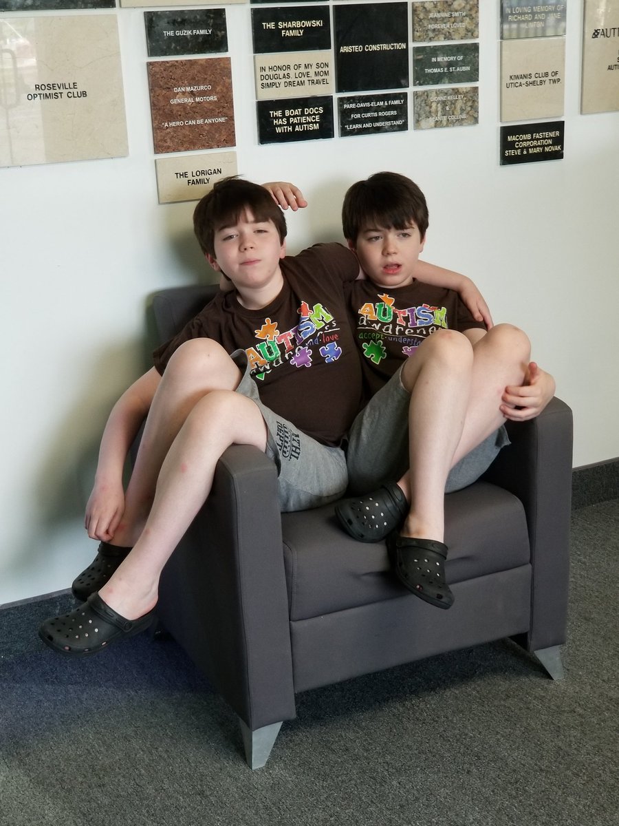 Two of my favorite twin friends came to visit me today.  Mom did me a favor by putting their names on their shirts 🙃 I 💛 These Boys