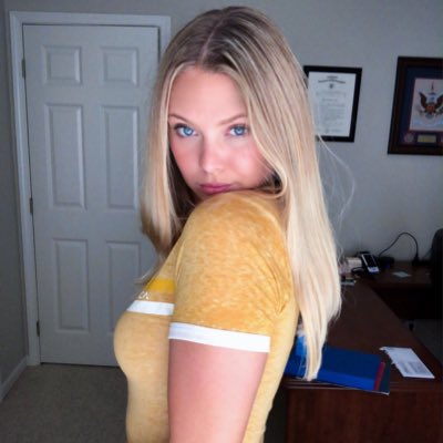 ErinGriesbauer's tweet photo. #NewProfilePic https://t.co/BbtG7aegcT