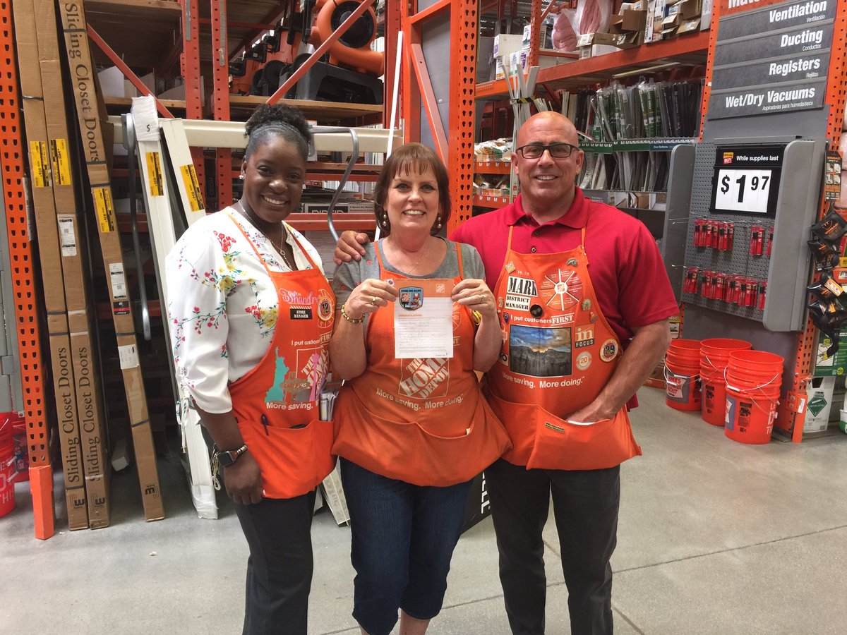 Had a great walk with our DM and also celebrated a birthday with the district staff. @shandra_hunt @thdsaltarelli <a href="/TonjaBarnicle/">Tonja Barnicle</a> <a href="/luvnzak1/">Susan Todd</a>