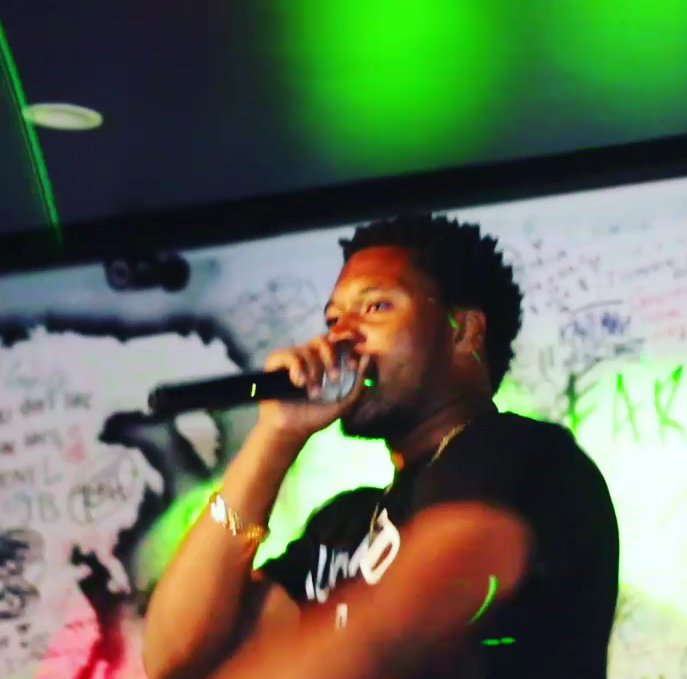 IzzyWrightOffi1's tweet photo. For those who said I wouldn't amount to anything 2 months ago for #coast2coastlive at crazy Atlanta Sports Bar  #izzy13 #ibragdifferent #ImPumped #BurningInParis  #wannaworkagain #gorgeousbbw  #wshh #Sinister #getshitdone #regalmoonproductions #renegade #lildurk #lilbaby #dababy https://t.co/yY7mUJq578