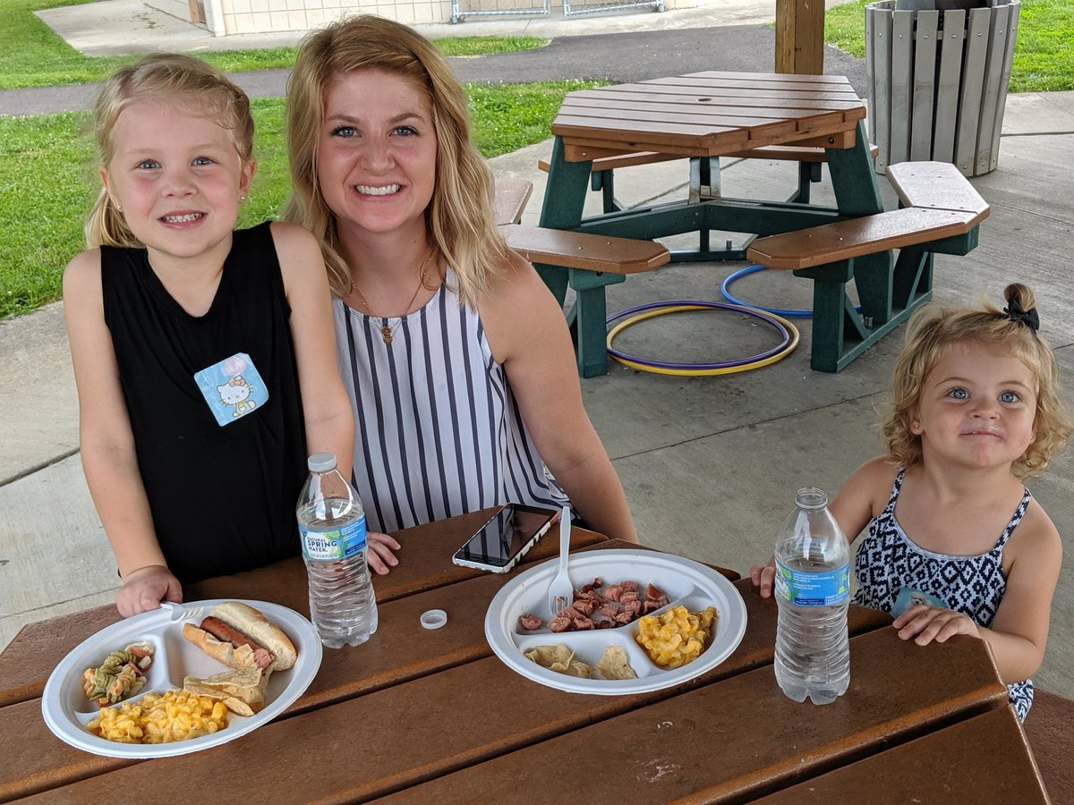 LongChristian's tweet image. Spent the evening with some of my finest friends and @OHLSD admin for a family cookout. Great to connect outside of work and meet the kids and families of our coworkers! #SummerOfConnection #HighlanderStrong
