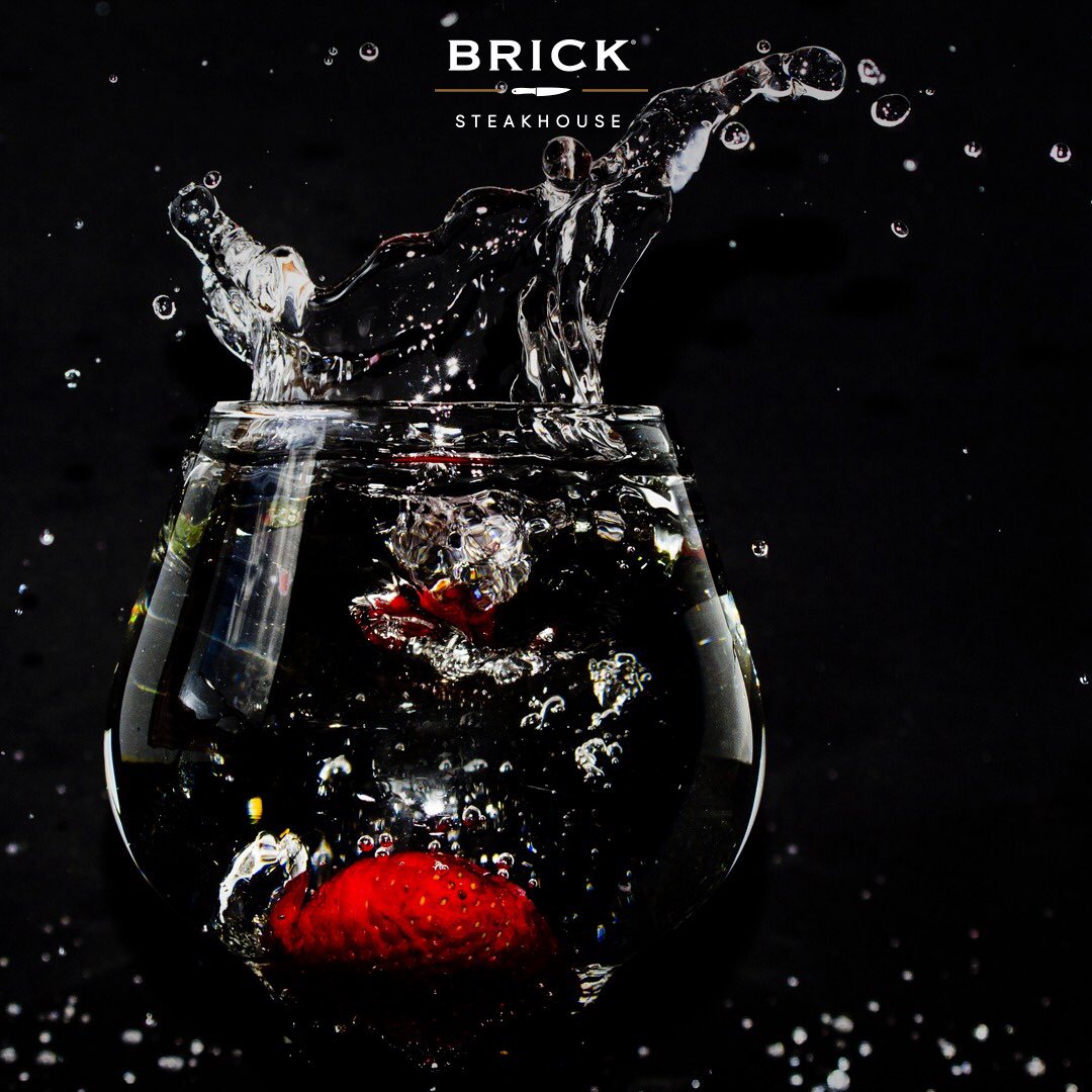 bricksteakh's tweet photo. Refréscate con nuestra amplia variedad en Mixología🍷
#BrickSteakHouse #gdl #guadalajara #Foodie https://t.co/iMiHm3d2rc