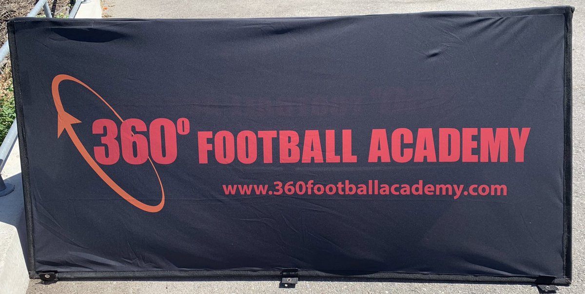 aces_foundation's tweet photo. Had fun representing @onemangang97 at the 2019 Camp In The Bay hosted by Hannibal Navies Fdn., @360FBAcademy, @NFLPA, and @DrinkBODYARMOR! Phenomenal student-athletes, amazing coaches/guest speakers, and a great atmosphere! Thank you again Hannibal for having us! #BayAreaLegends https://t.co/U2hBexOtZm