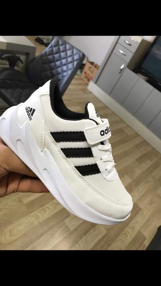 facebook.com/groups/4388082…