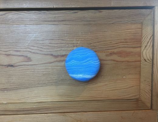 polymerKay's tweet image. How to Make a DIY Polymer Clay Drawer Knob polymerkay.com/how-to-make-a-…