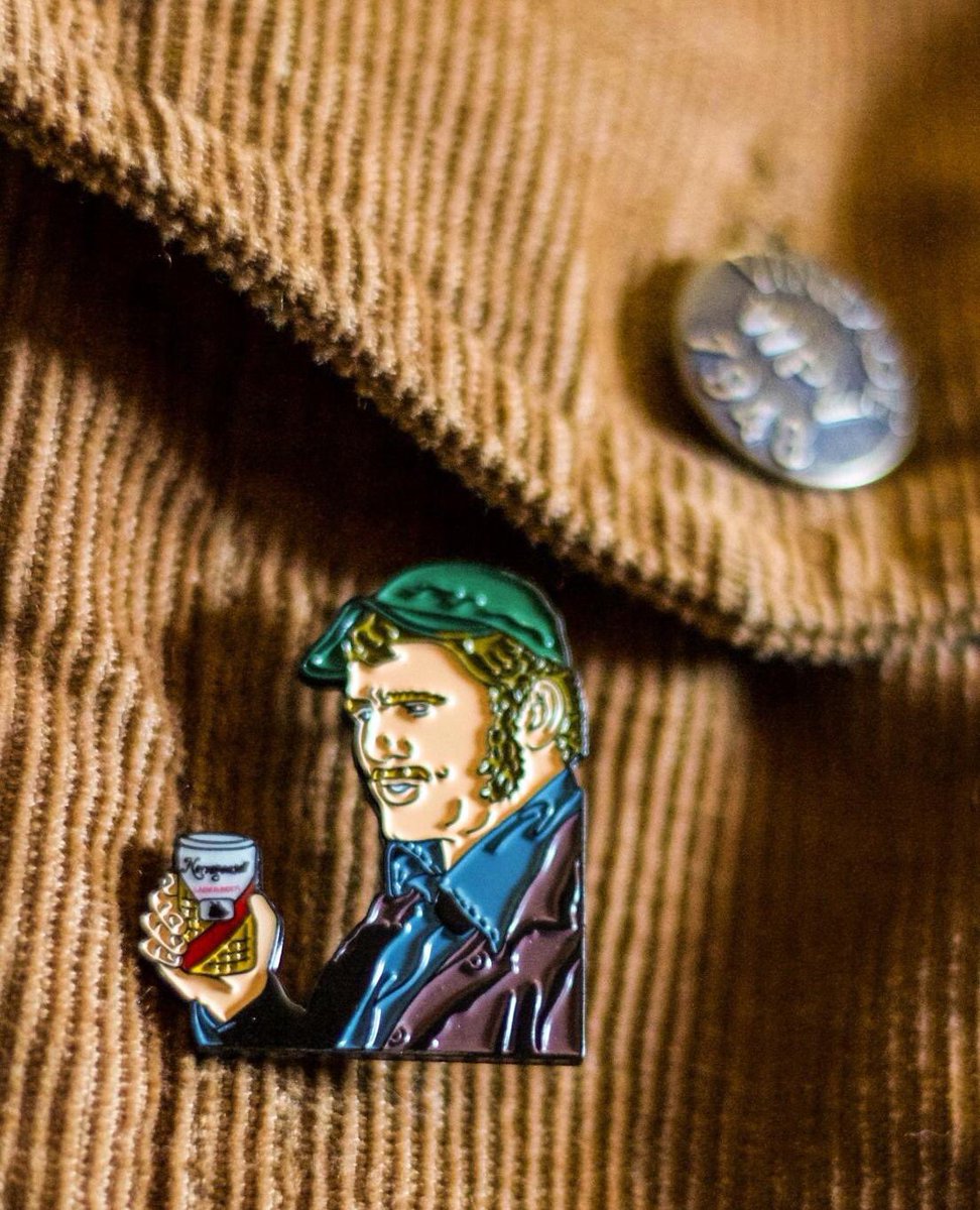 Gansettbeer's tweet image. Shark Week starts on July 28th! We're ready... Are you? Retweet for a chance to win our #CrushItLikeQuint pin! #HiNeighbor #SharkWeek