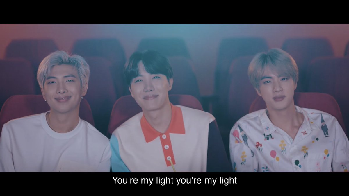 mochimamaa's tweet photo. I’ve never been so lifted by a M/V #LightsIsOutNow #LightsMVIsComing #Lights @BTS_twt  😭💗 https://t.co/CgNXASCkxV