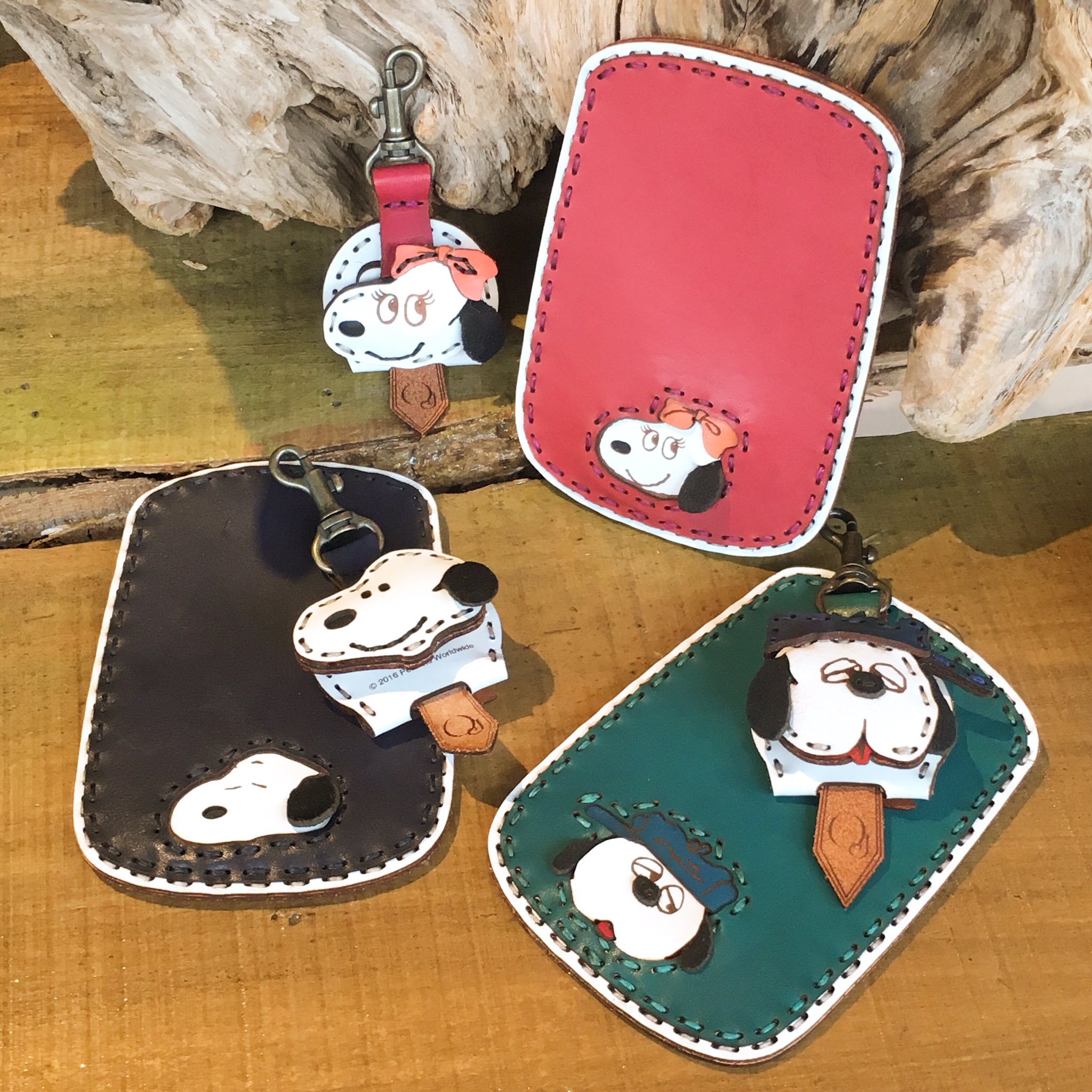 Ojaga Design 立川店 Sur Twitter パスケースとキーキャップ 揃えて使うとさらに可愛い Snoopy オラフ ベル スヌーピー Peanuts ピーナッツ Ojaga Ojagadesign オジャガ オジャガデザイン 革製品 革小物 ハンドメイド レザー Ojaga Design 立川店 Sur Twitter パスケースとキーキャップ 揃えて使うとさらに可愛い Snoopy オラフ ベル スヌーピー Peanuts ピーナッツ Ojaga Ojagadesign オジャガ オジャガデザイン 革製品 革小物 ハンドメイド レザー