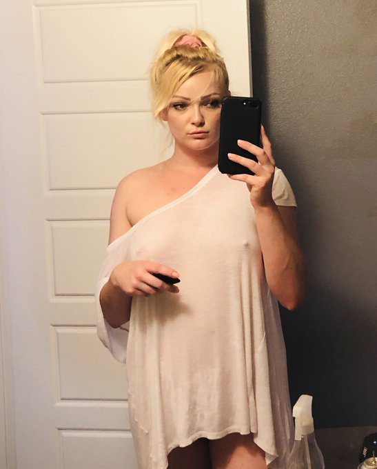 After giving #BabyBlue a bath. https://t.co/ri3l3KAVGn<a href="/tag/babyblue"class="tags">#BabyBlue</a>