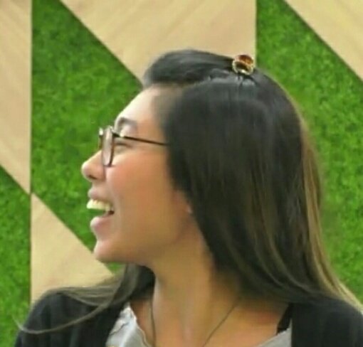 JessCD5's tweet photo. Sarap mahalin, babaeng nakasalamin. β₯ #PBB8PebbleProblem https://t.co/Nba9aD12dz