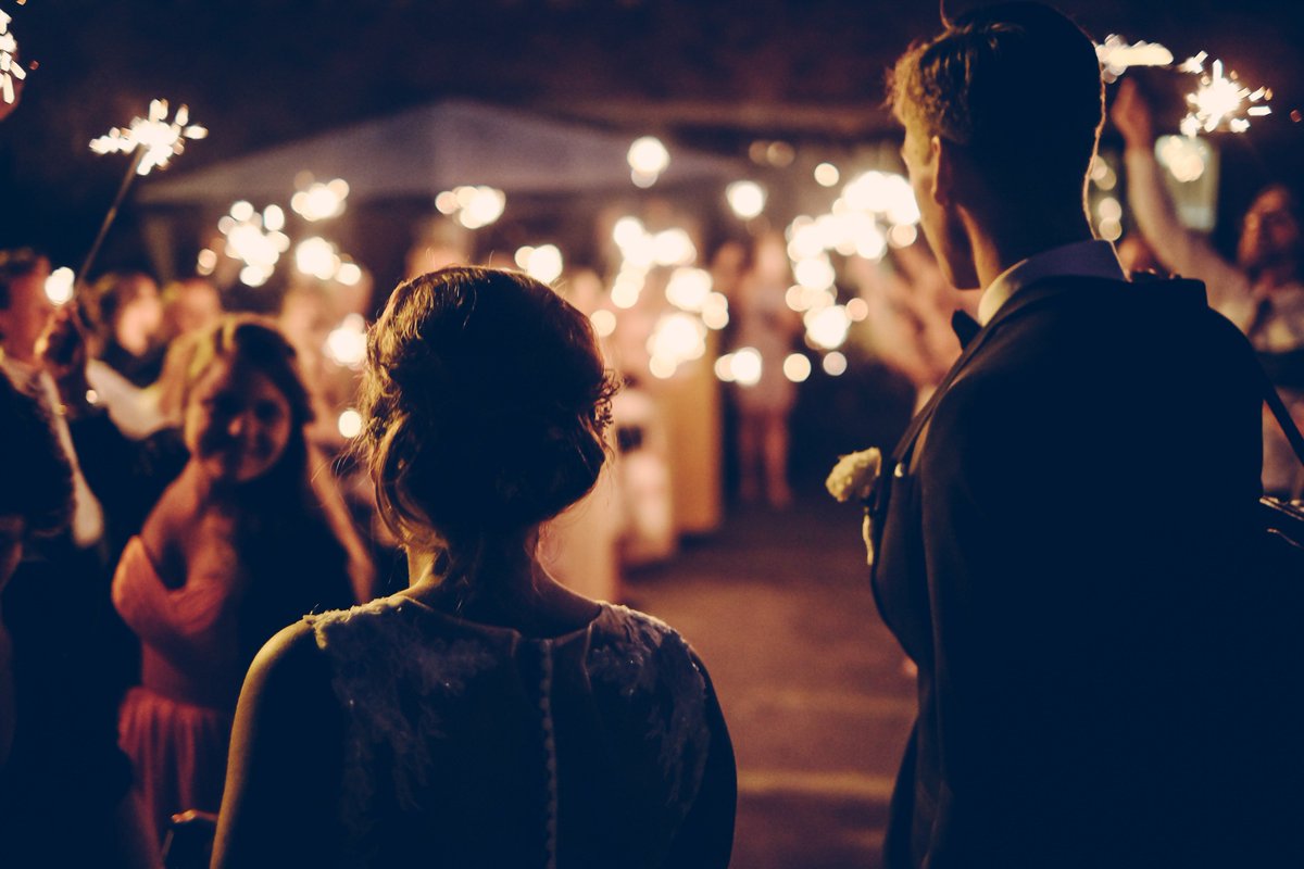 TJsDesignsEvent's tweet photo. July Sparkles || Weddings by #TJsDAEvents || #TJsWeddings #WeddingPlanner #PartyPlanner #EventPlanner #PartyPlanning #WeddingPlanning #EventPlanning #Wedding #Weddings #Maitland #Orlando #OrlandoFL #OrlandoFlorida #CentralFlorida #OrlandoCity #EventDesign #EventDesigner #Florida https://t.co/VyNS8COgHK
