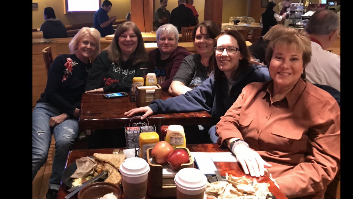 ShellieClose's tweet photo. Just got the most fabulous news!! @ChicagoNashie never doubted your fierce, fighting spirit would see you thru the biggest battle of all #NotForOneSecond I am so proud to be your friend. Canβt wait to see you again & to give you that hug. Love youππ€πβ€οΈ https://t.co/n6cmlm6eKD