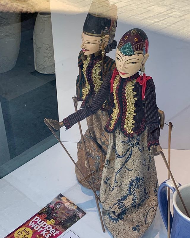 SpringWorksFest's tweet image. #SpringWorks~PuppetWorks! #findthepuppets in #StratfordON #SCCdowntownstores 6 displays plus visit #StratfordPerthMuseum for a 7th display plus #performanceprogramming in #stratfordmarketsquare and #cityhallauditorium July 12-14 #PayWhatYOUChoose