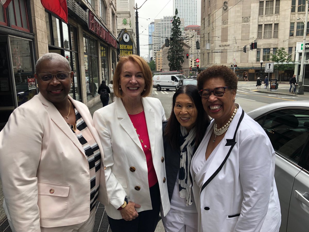 Sheila Edwards Lange tweet media