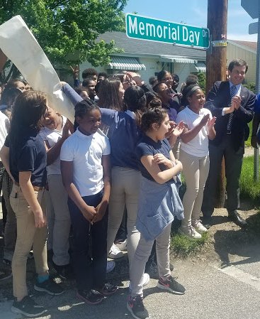 ~That Day @PeteButtigieg and young citizens of SBI changed the street name in honor of Memorial Day.
#MyStory
#LetMeTellIt
#MoreMoments
#WaitForIt