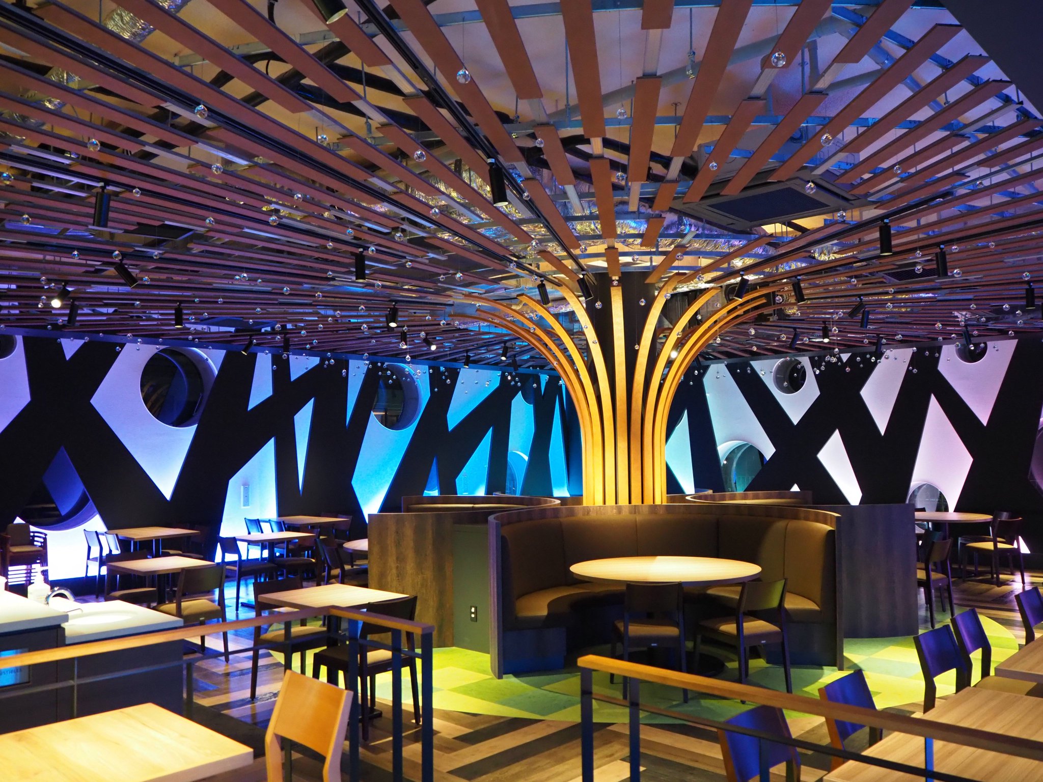 O Xrhsths 株式会社aqua公式 Sto Twitter 福岡市動植物園内で運営するレストラン Cafe Rassembler 設計 施工 メック デザイン インターナショナル が 第1回カフェデザイン ディスプレイショーにて行われた 店舗デザインアワード19 O Xrhsths 株式会社aqua公式 Sto Twitter 福岡市動植物園内で運営するレストラン Cafe Rassembler 設計 施工 メック デザイン インターナショナル が 第1回カフェデザイン ディスプレイショーにて行われた 店舗デザインアワード19