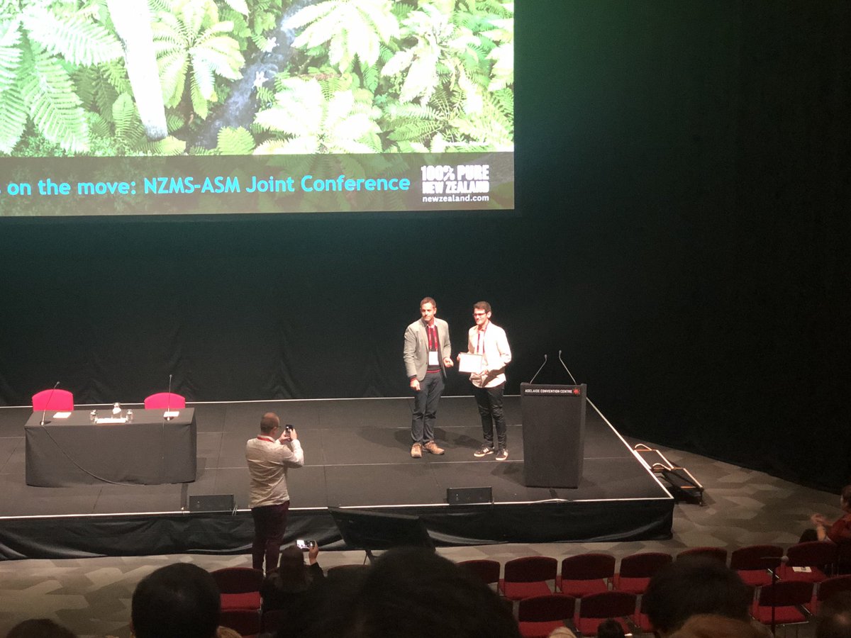 LaurenceLuu's tweet image. Well done Liam for winning the best poster award. #Lanlab #2019ASM