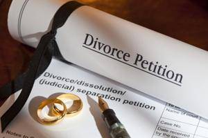 FirstChoiceP's tweet photo. Are you looking for a quick &amp; affordable Divorce? First Choice can prepare all of your Divorce documents at an affordable flat-fee rate. 

◾Divorces With Children
◾Divorces With Property
◾Divorces Without Children or Property
◾Missing Spouse Divorces

Call today

954-870-0798 https://t.co/hlkGIcxUTB
