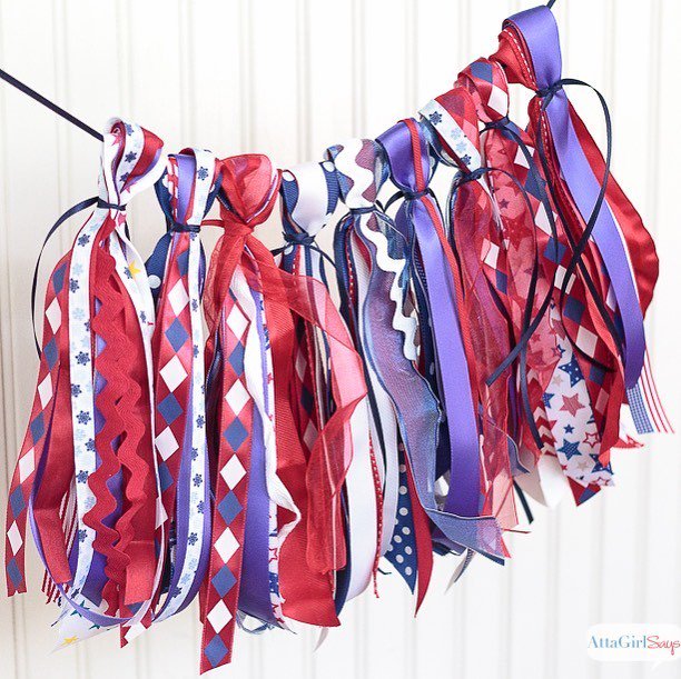 AttaGirlSays's tweet image. Snag a couple of rolls of patriotic ribbon from the craft store — or better yet raid your scrap ribbon stash — to make a festive tassel garland for your July 4th celebration. So simple to make! 😀  #attagirlsays 
#ncblogger 
#northcarolinablogger 
#bl… ift.tt/2xq2XkD