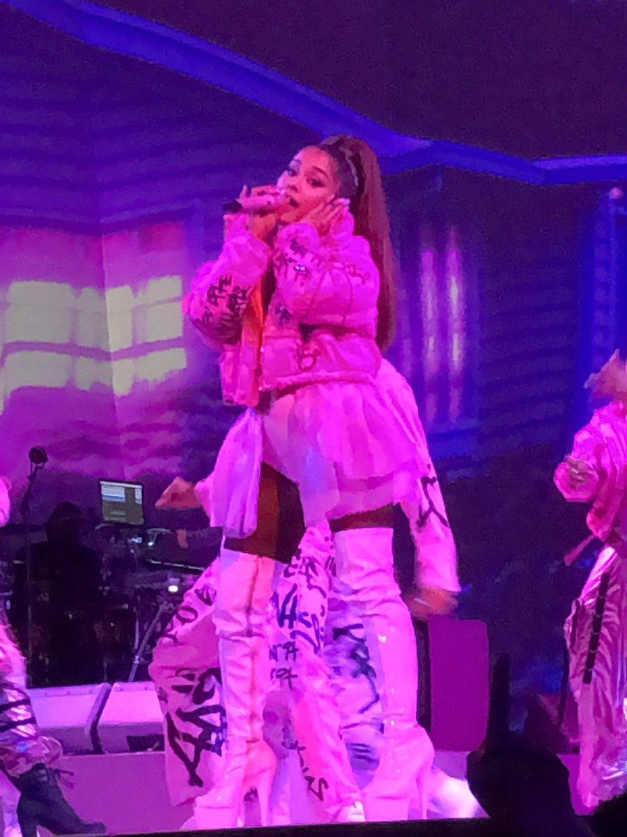 thelolanomaly's tweet photo. #SWTIndianapolis
June 29, 2019 https://t.co/Umm5YZA1dx