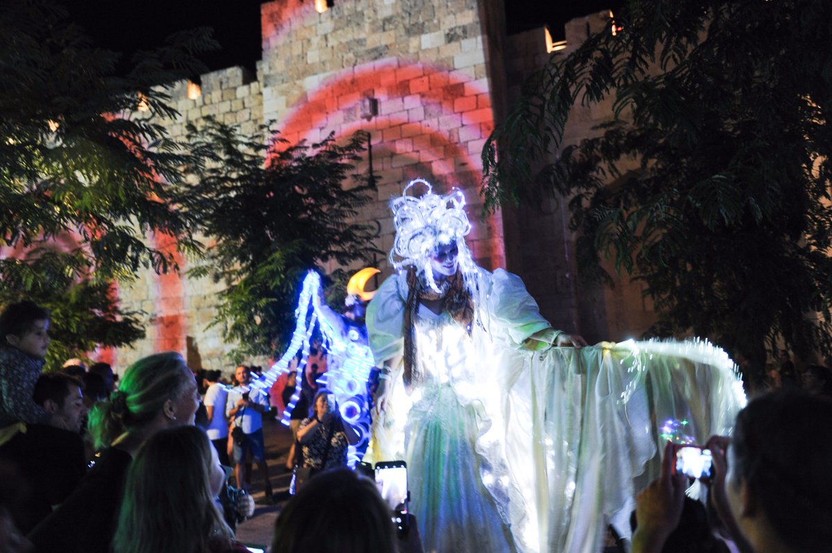 PavelPlatonov9's tweet photo. The 11th Festival of Light in Jerusalem takes place from June 26 to July 4, 2019. #trip #rest #travel #traveller #travels #traveling #пасха #tourism #tourist #easter #tourists #guide #израиль #святаяземля #фестивальсвета2019 #israelguide #путешествия #туризм #israel #jerusalem https://t.co/x8KXzkYl3M