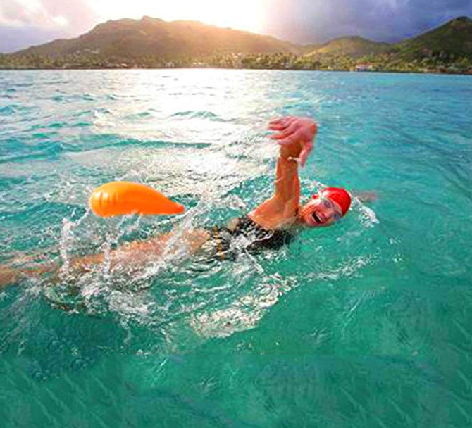 Angela90138105's tweet photo. New design 28L Swim Buoy Tow Float Backpack 
Some of our customers are professional open water swimmers also they do a lot of running to wherever they swim.Take our new swim buoy backpack,it will settle all the problem. https://t.co/zdDVRY2pv3