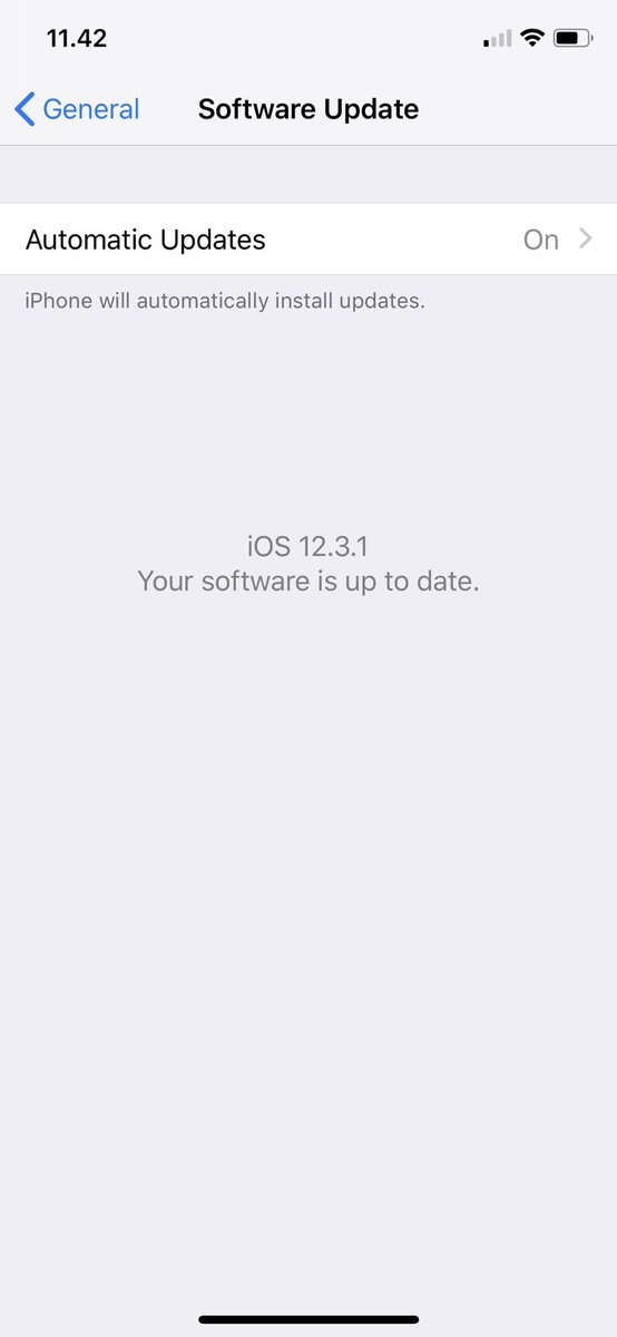 Downgrade lagi, jangan coba dulu iOS 13 Public Beta, Bug nya masih bejibun, tunggu final aja 😂

Ini bentar lagi catalina mau balik ke mojave juga 😅

Cc : <a href="/makemac/">MakeMac</a>