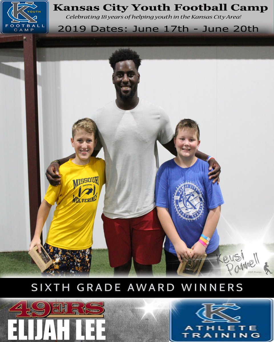 13Keusi's tweet photo. Award winners from the 18th Kansas City Youth Football Camp 
@kcathlete @luedke2026 @elee_doubleace @mowolverines https://t.co/VMG5TsVBpD