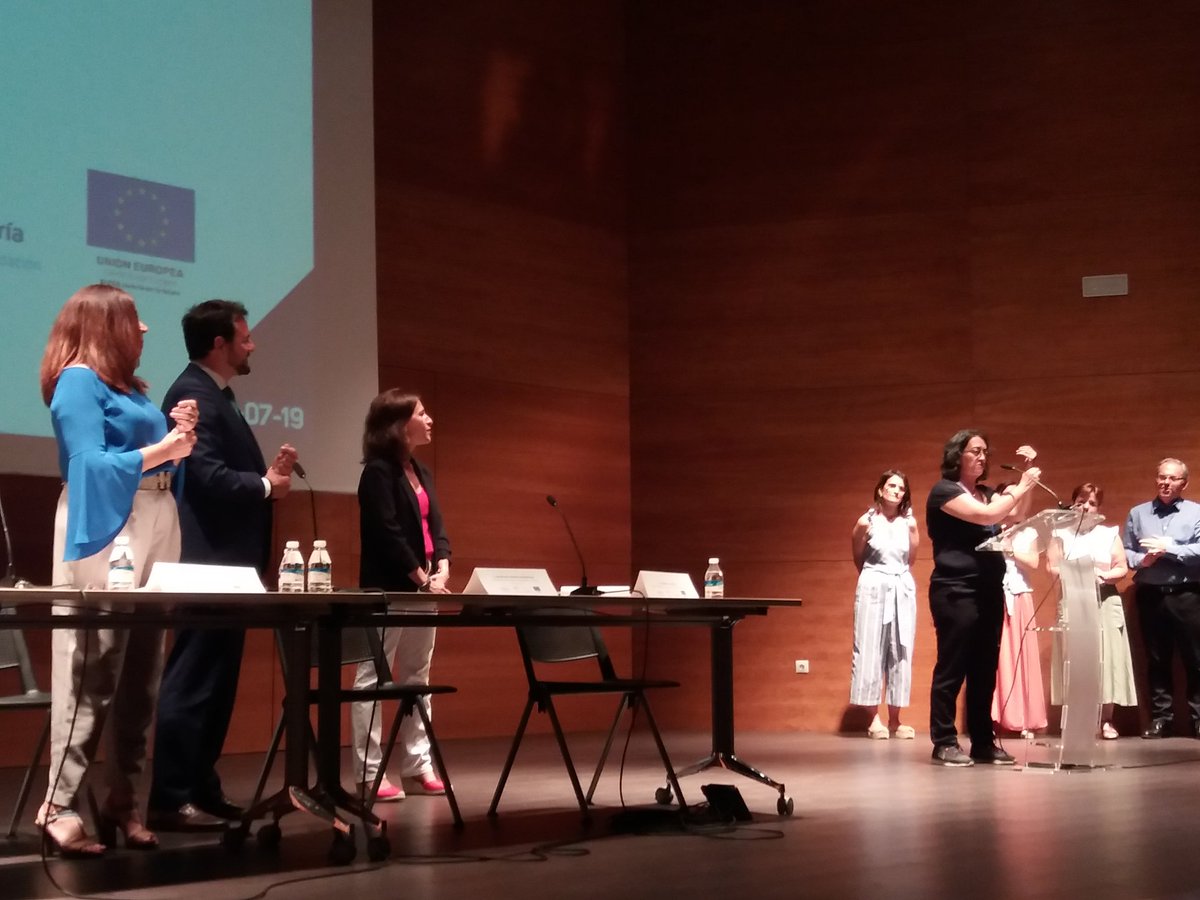 Participantes de las @Lanzaderas_EES de  <a href="/aytocoriario/">Ayto. Coria del Río</a> <a href="/AytoCamas/">Ayuntamiento Camas</a> <a href="/Ayto2Hermanas/">Dos Hermanas</a> <a href="/LaRinconada_Web/">La Rinconada Web</a> <a href="/lospalaciosvfca/">Los Palacios y Vfca</a> <a href="/PrensaAytoMorn/">Prensa Ayto Morón</a> <a href="/Ayto_Sevilla/">Ayuntamiento de Sevilla</a> impulsadas por <a href="/EmpleoJunta/">Consejería de Empleo, Empresa y Trabajo Autónomo</a> han presentado su experiencias y dinámicas de grupo en el encuentro #InterLanzaderasSevilla