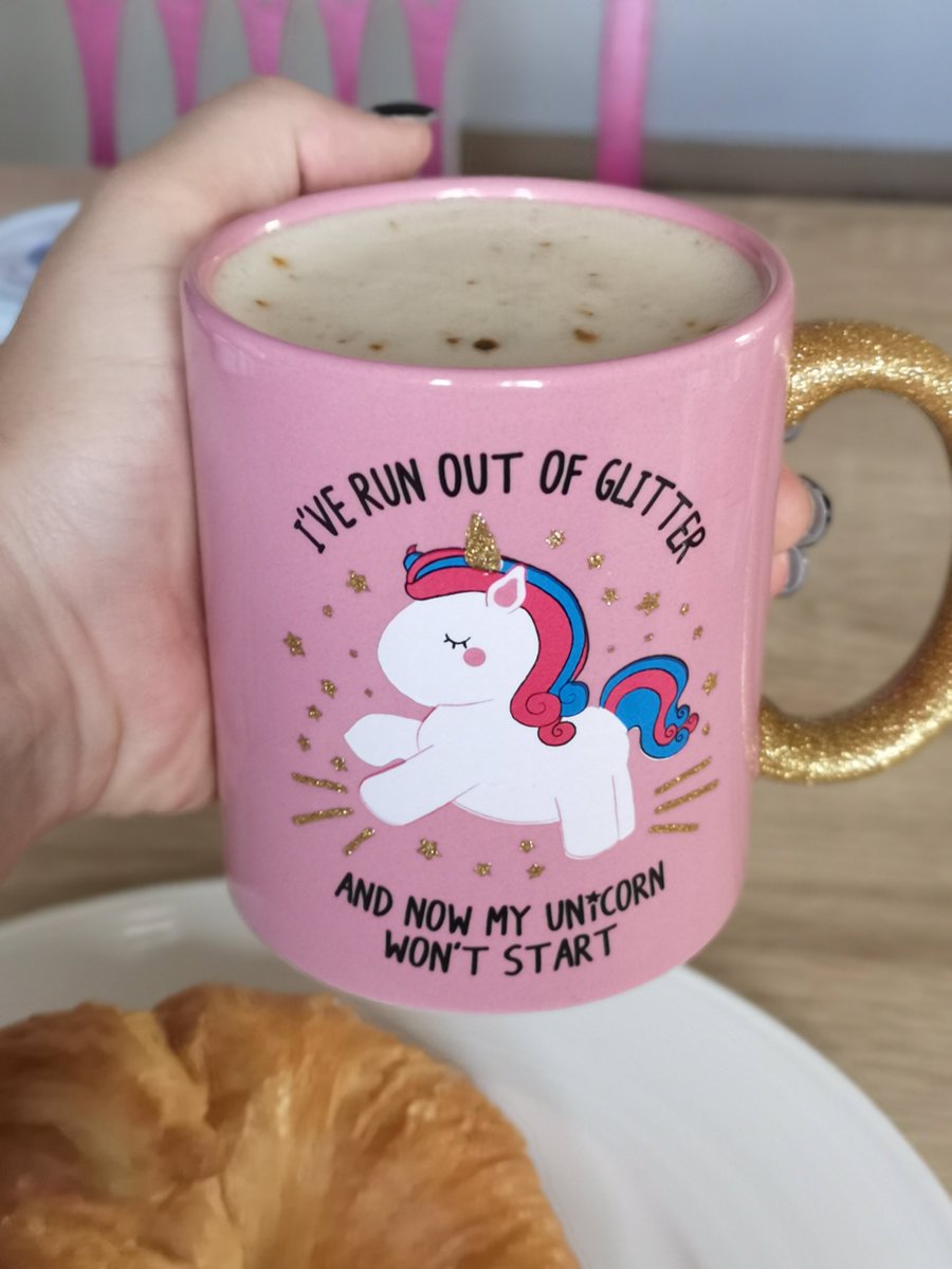 EMP_fi's tweet photo. Millä itse starttaat päiväsi? 🦄 Tänään tarjoamme teille mukiinmenevän edun: nimittäin mukeja -20% alennuksella (vain 3.7) 
👉 https://t.co/FehICPlnIC #unicorns #yksisarvinen #kahvia #teetä https://t.co/bJrU8Rjrvp