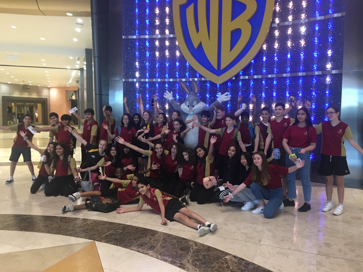 We’ve arrived at Warner Brothers! Watch out Bugs Bunny!#innoventureseducation