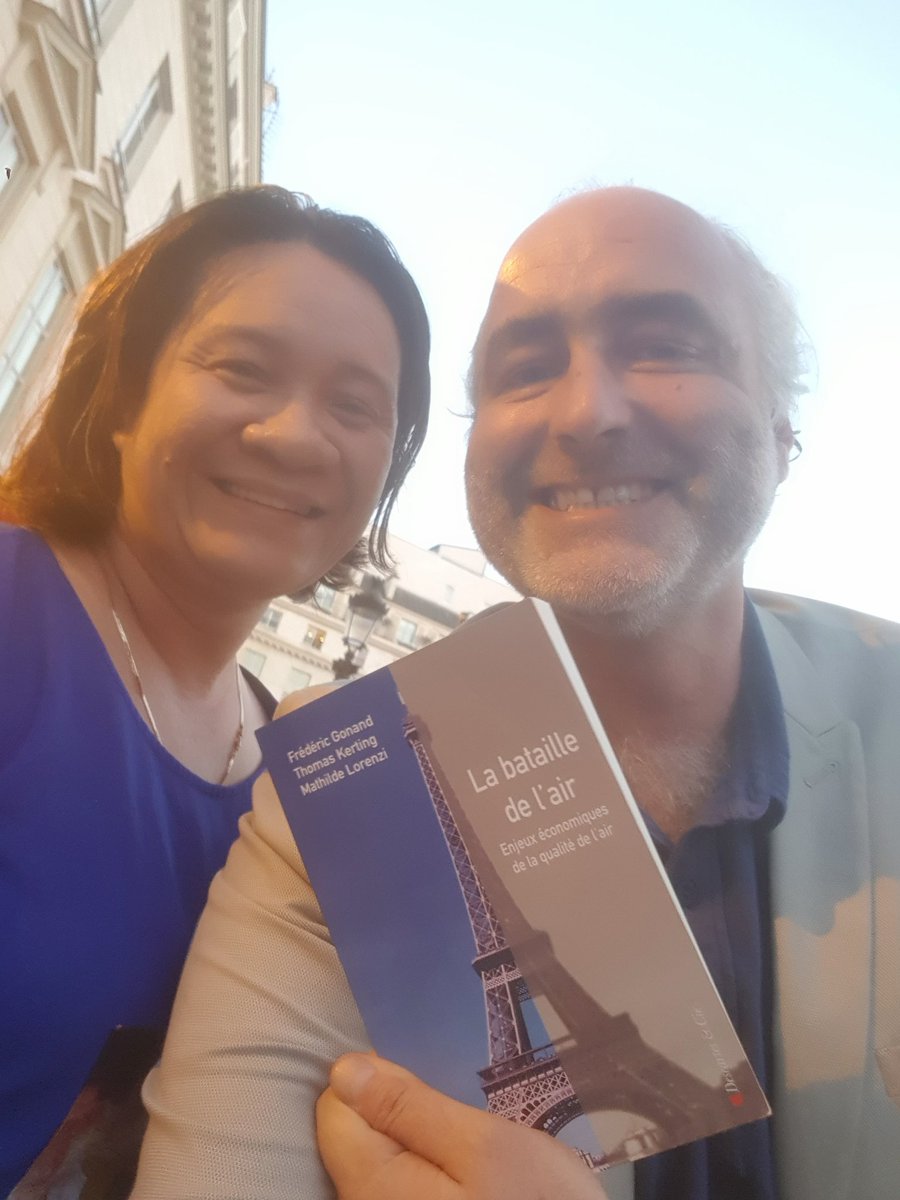 <a href="/ClairePitollat/">Claire Pitollat</a> et <a href="/DoStephanie_77/">Stéphanie Do</a> ont reçu Mme Khanh (fondatrice de <a href="/GreenIDVietnam/">GreenID Vietnam</a> &amp; lauréate <a href="/goldmanprize/">The Goldman Environmental Prize</a> 2018) autour de l'#air. Session #Airpublica sur l'éducation avec présentation d'#Airducation, du @DIM_Qi2 et de <a href="/PureEarthNow/">Pure Earth</a>. #AirPourTous #TousPourAir !