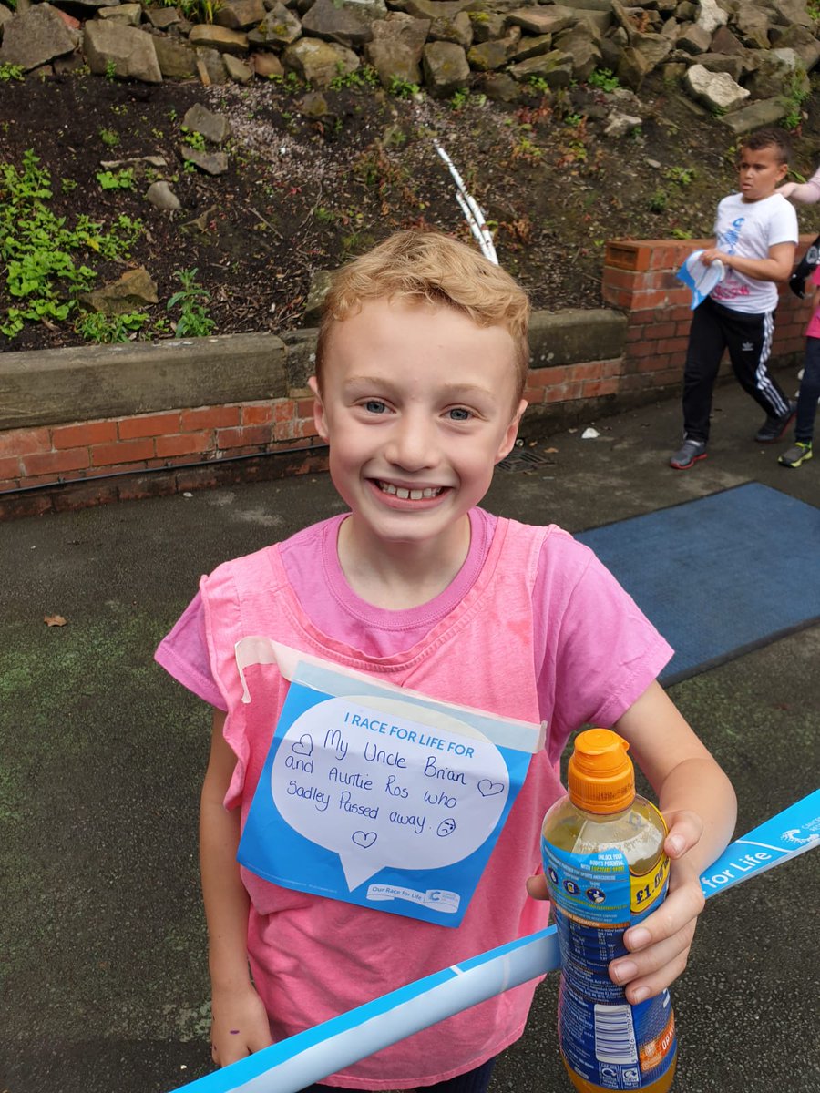 Jmpennington91's tweet photo. @vernonpark17  Very proud of lewis raising £91 for @raceforlife https://t.co/phhpK6A2rb