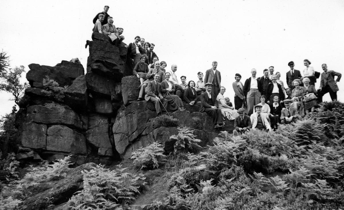 theFourdrinier's tweet photo. Our special July edition is now live, discussing issues around land ownership, freedom of movement, borders, Brexit &amp; the famous Kinder Scout trespass of 1932 in response to 'This Land is Our Land' @Paper_Gallery_.

https://t.co/xSAKq6FgL2

Supported by @ace_thenorth &amp; @UoSArts https://t.co/IYpNvsRzoI
