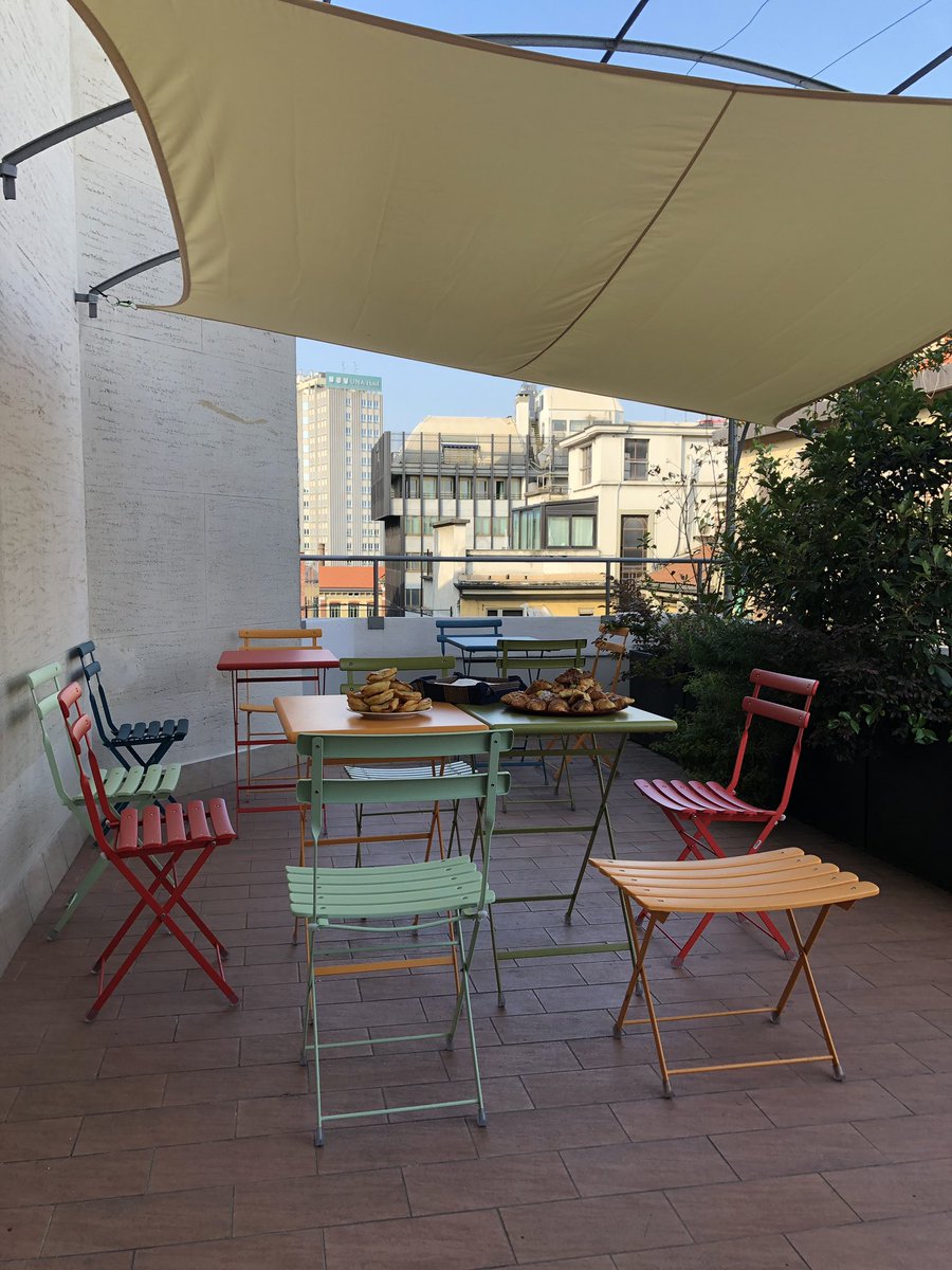 Colazione da <a href="/domitilla/">‎ﹰ</a> per parlare di #InfluencerMarketing . Che la <a href="/raffaellamoroso/">Raffaella Amoroso</a> e io ci abbiamo scritto un libro, s’è già detto?