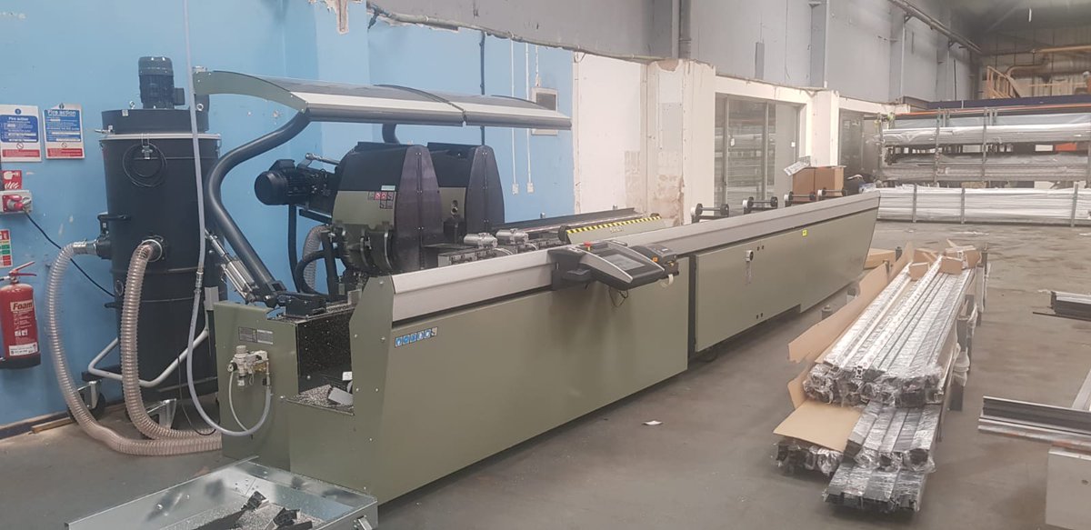 emmegiuk's tweet photo. Nice install taking place for another very happy customer in Birmingham - a Comet and a Precision TS2 #machinery #efficiency https://t.co/k1SYzoBL0d