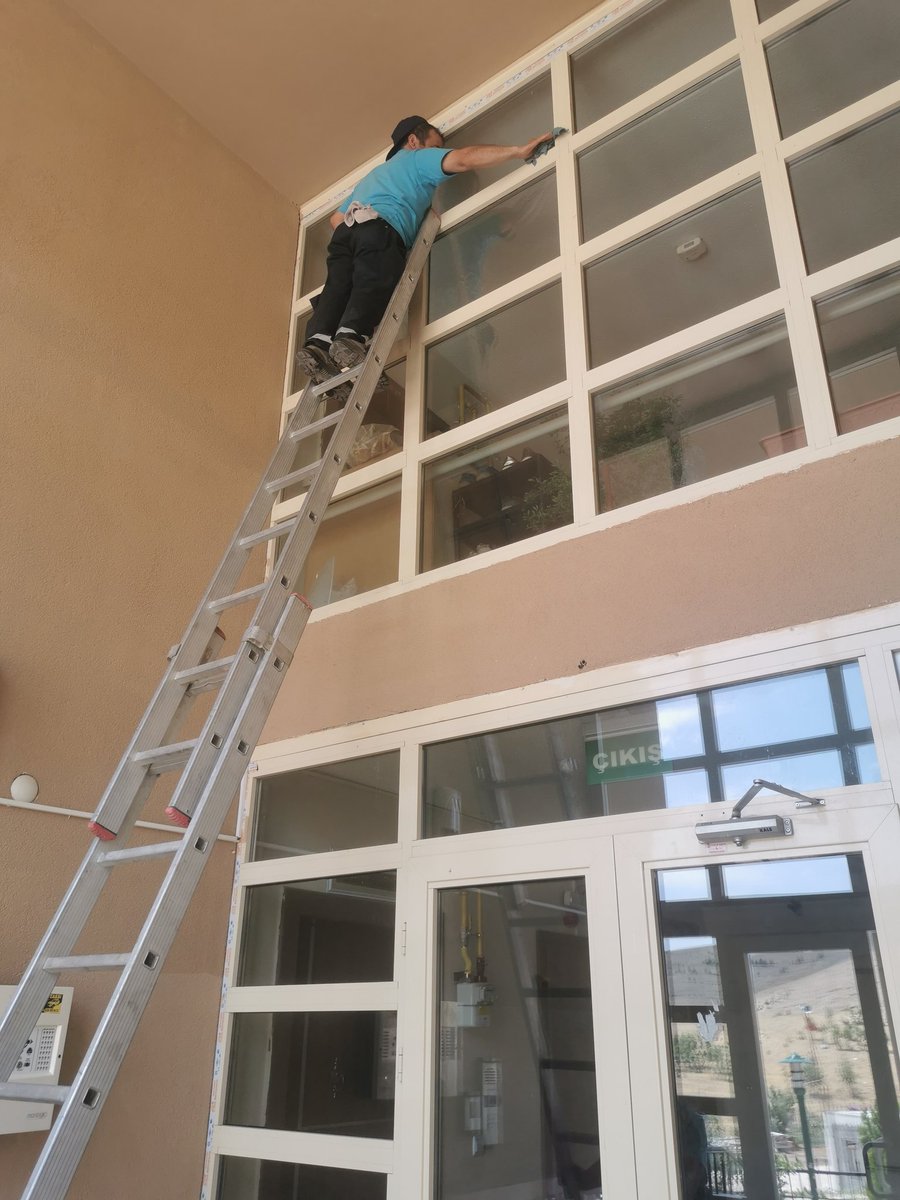 Elazığ Zafran Merkez Toplu Konutları (@g_toplu) on Twitter photo Bloklarımız da detaylı temizlik çalışmamız aralıksız devam etmektedir <a href="/Ayhan19Karaca/">Ayhan Karaca</a> <a href="/EmlakYonetim/">Emlak Yönetim A.Ş.</a> @EmlakIsletmeler <a href="/muratozer23/">murat özer</a> <a href="/seferulug/">seferi uluğ</a> Bloklarımız da detaylı temizlik çalışmamız aralıksız devam etmektedir <a href="/Ayhan19Karaca/">Ayhan Karaca</a> <a href="/EmlakYonetim/">Emlak Yönetim A.Ş.</a> @EmlakIsletmeler <a href="/muratozer23/">murat özer</a> <a href="/seferulug/">seferi uluğ</a>