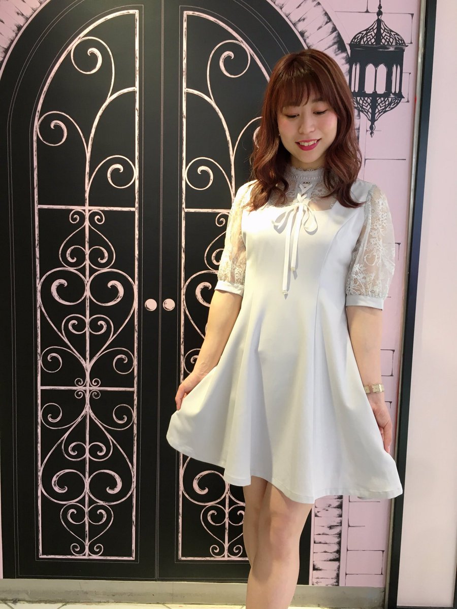 Rojita Re Arrival Frontレースアップハイネックワンピース 7 900 Tax 5 530 Tax レースアップがポイント のワンピースが再入荷してます ハイネックに繊細なレースで大人っぽさもプラスされます Rojita ロジータ ワンピース